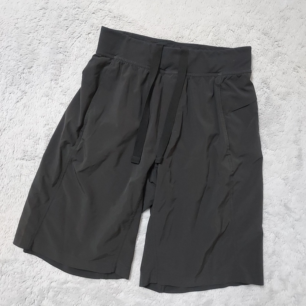 Lululemon Shorts Mens Small Drawstring Pockets Elastic Waist Basketball Athletic
